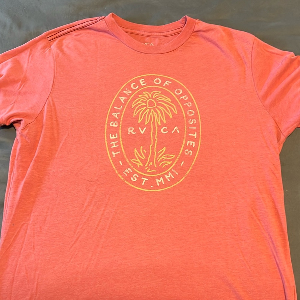 RVCA tshirt